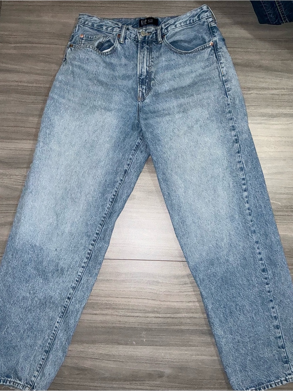 GAP Denim 90s Baggy Fit Light Wash Jeans (32x32)